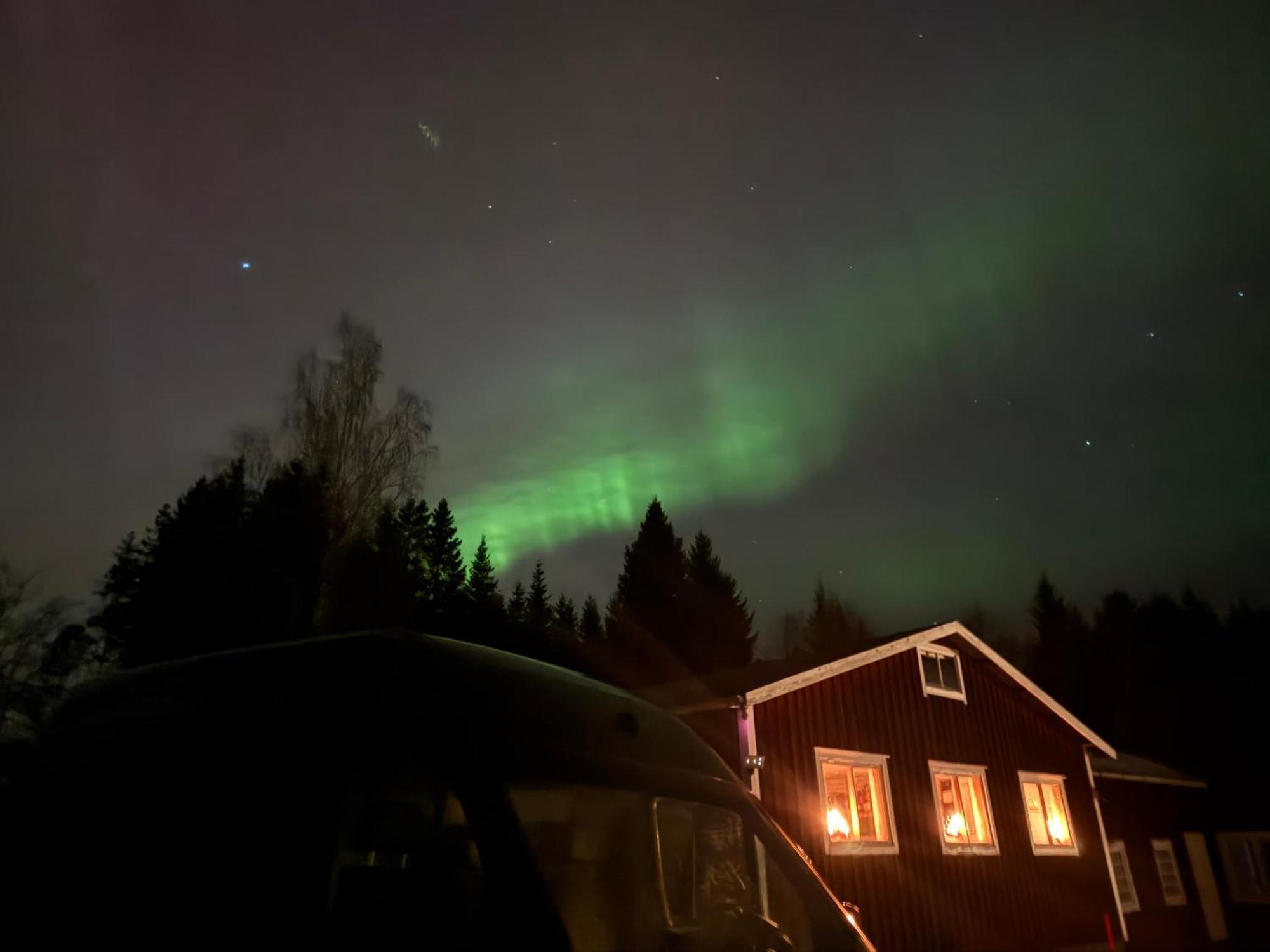 Ett Hus Med 3 Sovrum Med Supersnabba Internet Fiberanslutningen 1000Mb-100Mb I Hoeg, 7 Minuter Fran Hudiksvall Exterior foto