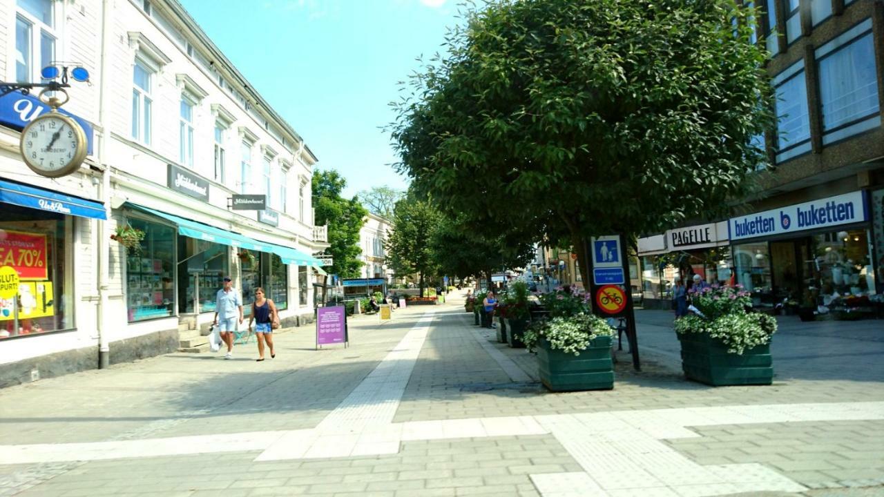 Ett Hus Med 3 Sovrum Med Supersnabba Internet Fiberanslutningen 1000Mb-100Mb I Hoeg, 7 Minuter Fran Hudiksvall Exterior foto