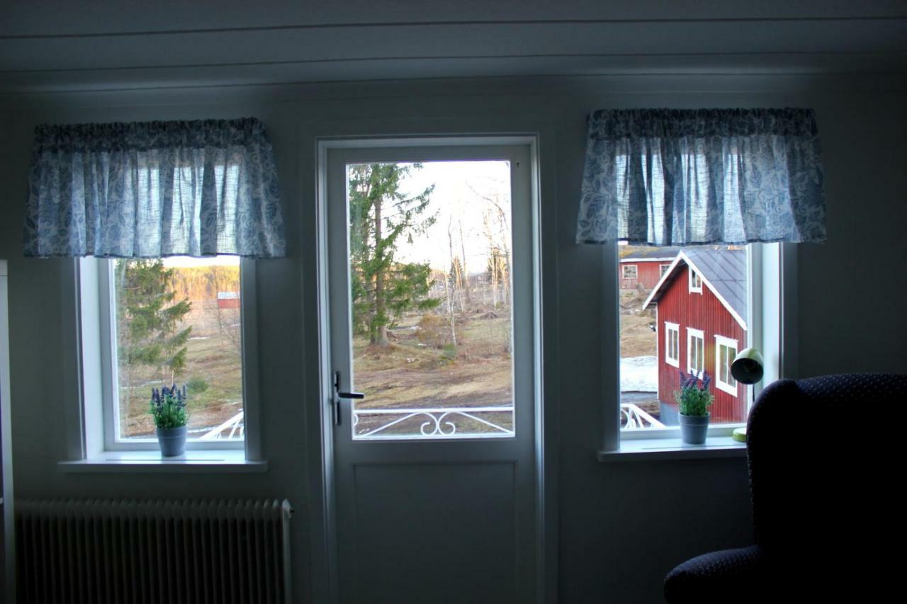 Ett Hus Med 3 Sovrum Med Supersnabba Internet Fiberanslutningen 1000Mb-100Mb I Hoeg, 7 Minuter Fran Hudiksvall Exterior foto